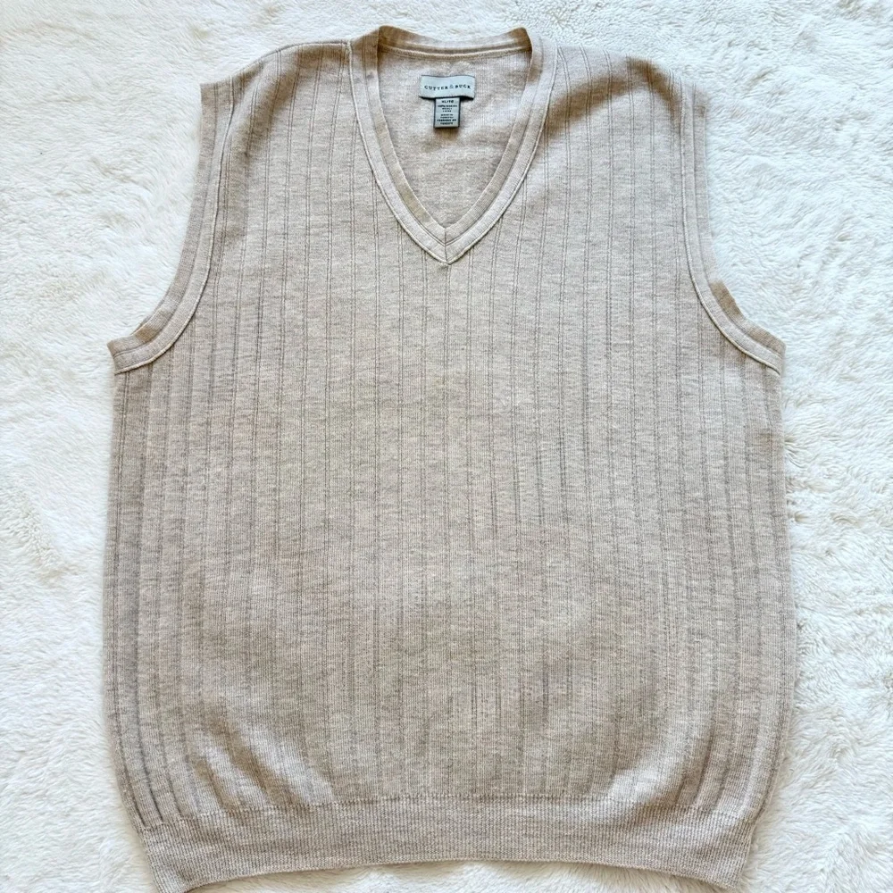 Cutter&Buck men wool V-Neck sweater size XL